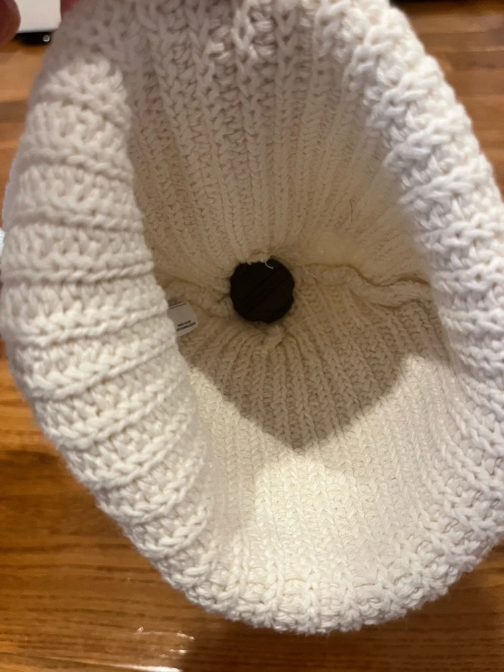 NWOT- love your melon infant Pom Pom Beanie with Faux Fur Pom